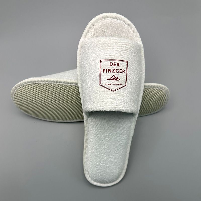 Customized hotel slippers for foreign trade